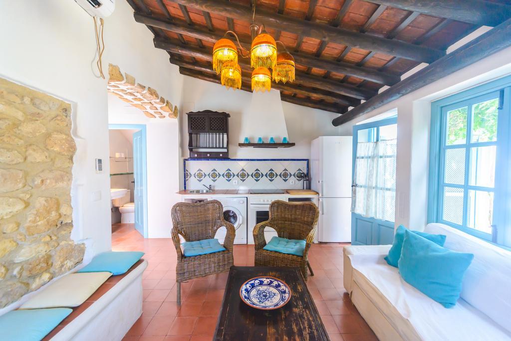 Casa Spa La Agueda Y Robledo Penaflor Ngoại thất bức ảnh